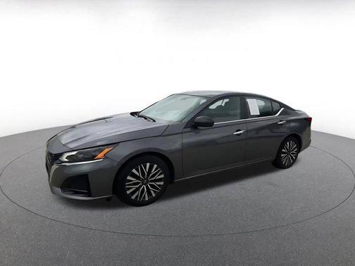 Gun Metallic 2025 Nissan Altima SV FWD