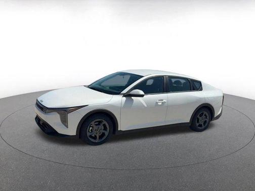 Snow White Pearl 2025 Kia K4 LXS