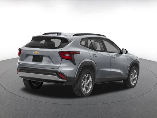 Sterling Gray Metallic 2025 Chevrolet Trax LT