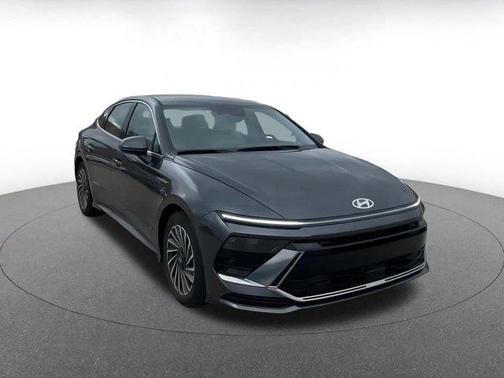 2024 Hyundai SONATA Hybrid SE