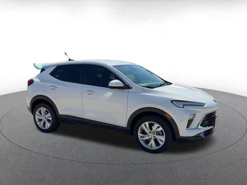 Summit White 2025 Buick Encore GX Preferred