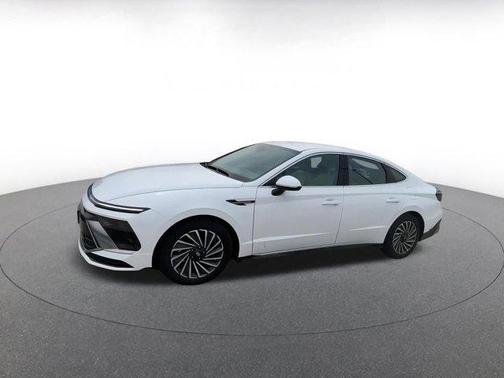 2024 Hyundai SONATA Hybrid SE
