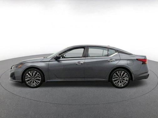 Gun Metallic 2025 Nissan Altima SV FWD