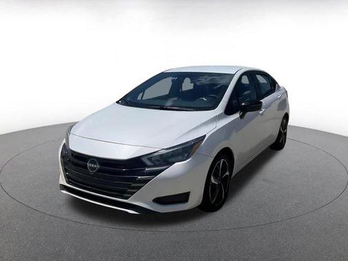 2024 Nissan Versa 1.6 S
