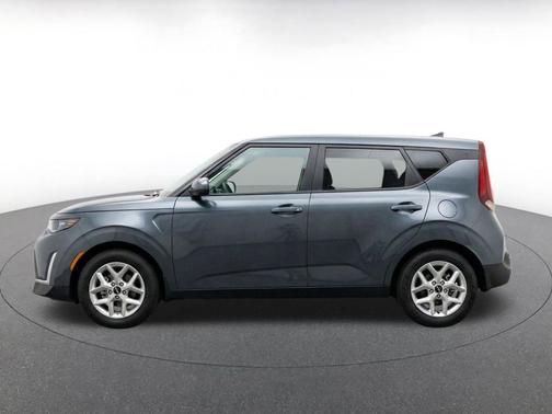 Gravity Gray 2025 Kia Soul LX