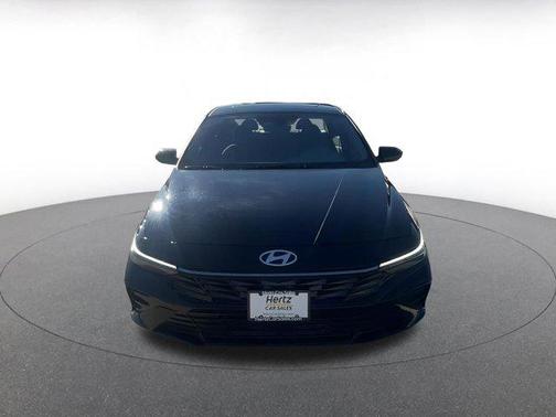 2025 Hyundai ELANTRA SEL