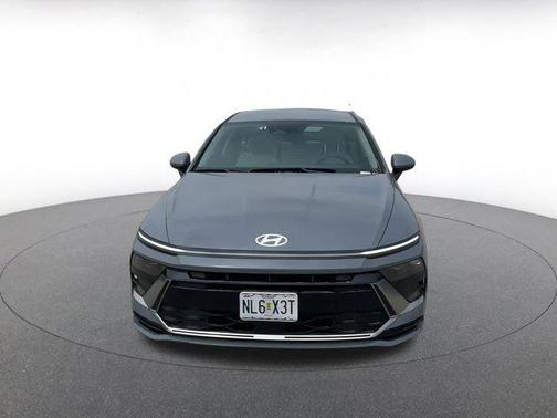 2024 Hyundai SONATA Hybrid SE