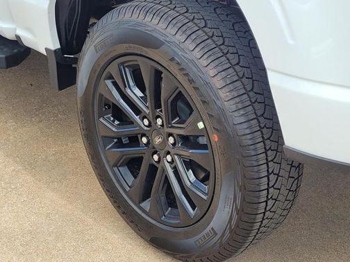 Oxford White 2026 Ford F-150 XLT