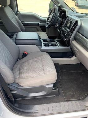 Oxford White 2022 Ford F-250 XLT