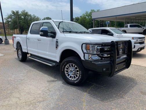 Oxford White 2022 Ford F-250 XLT