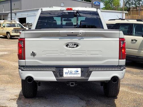Avalanche 2026 Ford F-150 XLT