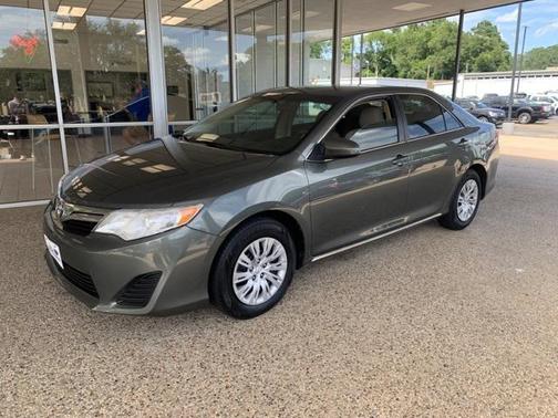 2013 Toyota Camry LE