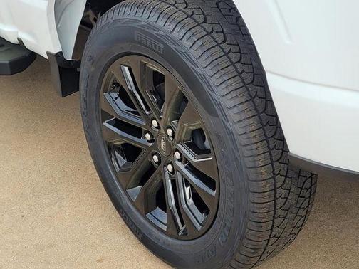 Oxford White 2026 Ford F-150 XLT