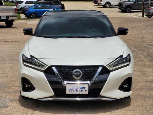 Pearl White Tricoat 2019 Nissan Maxima 3.5 SR