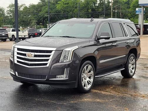 2018 Cadillac Escalade Luxury