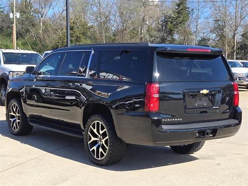2019 Chevrolet Suburban LT