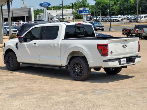 Oxford White 2025 Ford F-150 XLT