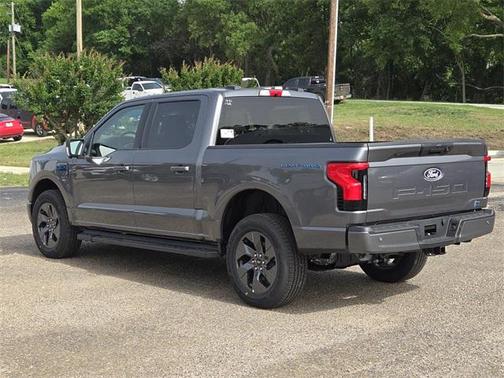 2025 Ford F-150 Lightning Flash