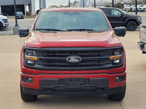 Rapid Red Metallic Tinted Clearcoat 2025 Ford F-150 XLT