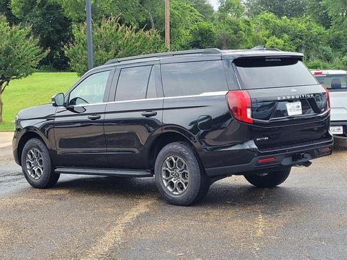 Agate Black Metallic 2026 Ford Expedition Active