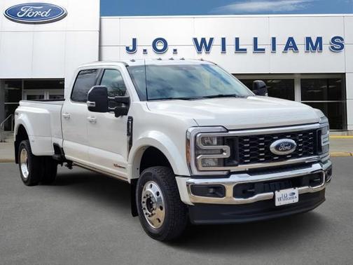 2026 Ford F-450 Lariat