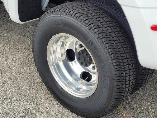 Oxford White 2026 Ford F-350 XL