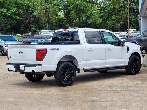 Oxford White 2025 Ford F-150 XLT