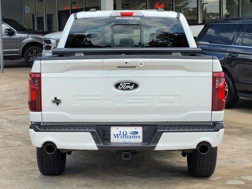 Oxford White 2025 Ford F-150 XLT