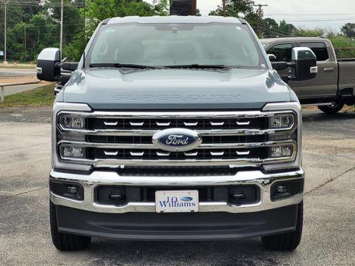Glacier Gray Metallic Tri-Coat 2026 Ford F-250 Lariat