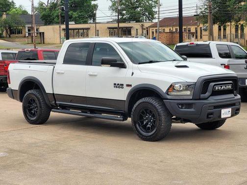 Bright White Clearcoat 2017 RAM 1500 Rebel