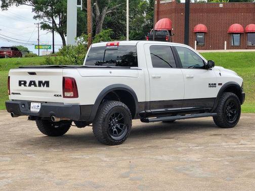 Bright White Clearcoat 2017 RAM 1500 Rebel