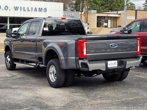 2026 Ford F-350 XLT