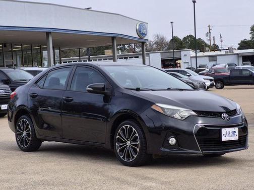 2015 Toyota Corolla S Plus