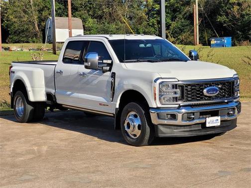 2023 Ford F-350 Lariat