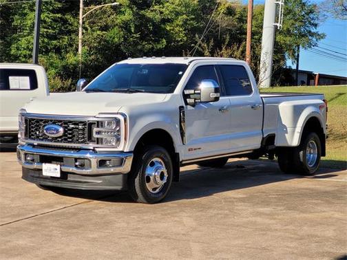 2023 Ford F-350 Lariat