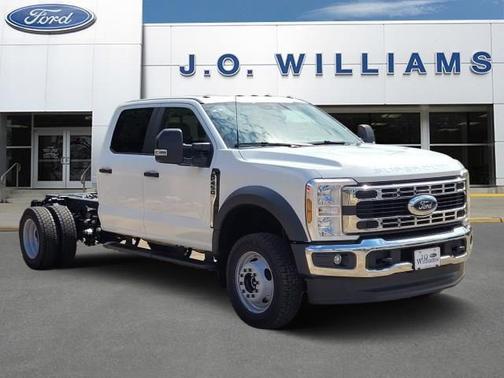 Oxford White 2026 Ford F-450 XL