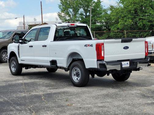 Oxford White 2026 Ford F-250 XL