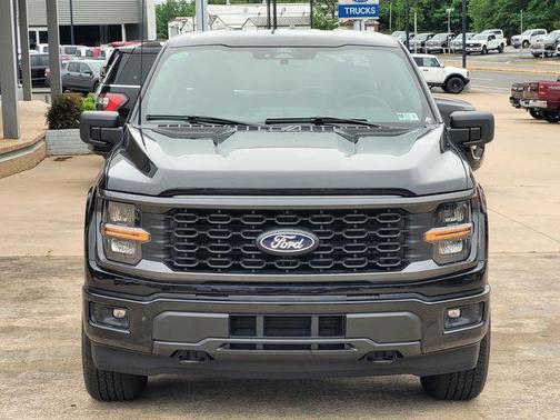 Agate Black Metallic 2026 Ford F-150 STX