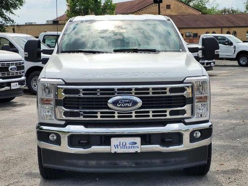 Oxford White 2026 Ford F-250 XL