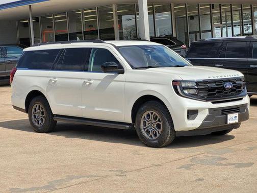 2025 Ford Expedition Max Active 4x2