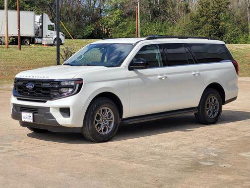 2025 Ford Expedition Max Active 4x2