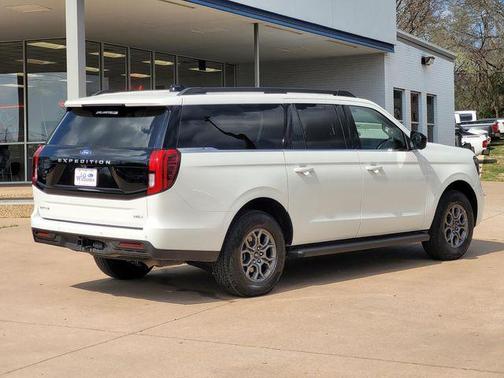 2025 Ford Expedition Max Active 4x2