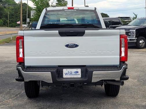 Oxford White 2026 Ford F-250 XL