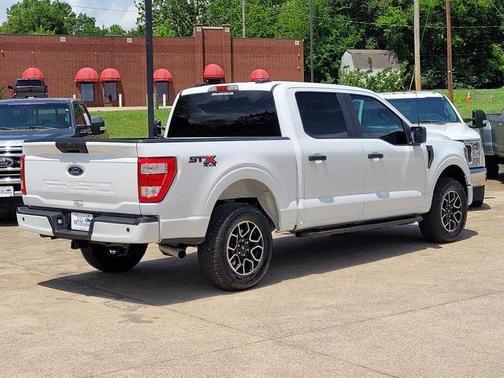 Oxford White 2023 Ford F-150 XL
