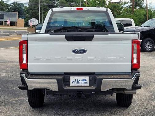 Oxford White 2026 Ford F-250 XL