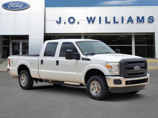 Oxford White 2011 Ford F-250 XL