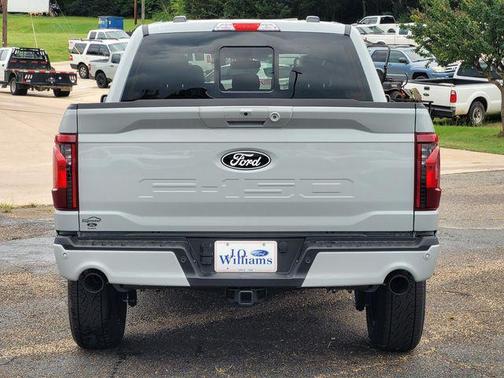 Avalanche 2026 Ford F-150 XLT