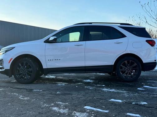 2022 Chevrolet Equinox AWD RS