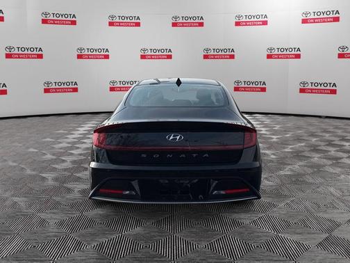 2021 Hyundai SONATA SE