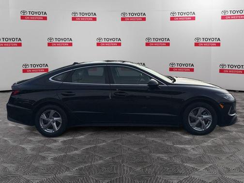 2021 Hyundai SONATA SE